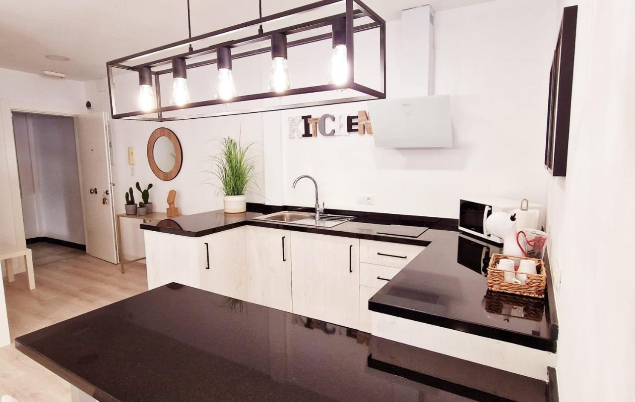 Precioso Apartamento En El Centro De Торремолінос Екстер'єр фото